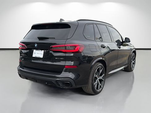Used 2022 BMW X5 sDrive40i w/ M Sport Package RWD image 3