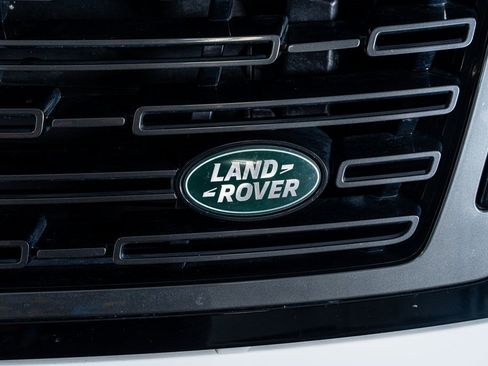 Used 2025 Land Rover Range Rover Long Wheelbase Autobiography image 17