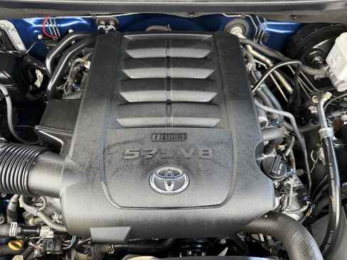 Used 2015 Toyota Tundra Limited image 27