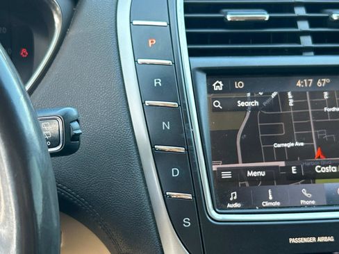 Used 2020 Lincoln Nautilus Reserve w/ Equipment Group 201A image 12