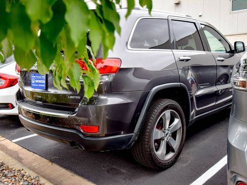Used 2014 Jeep Grand Cherokee Limited w/ Luxury Group II AWD/4WD image 4
