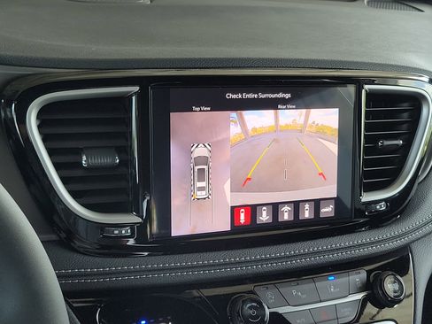 New 2026 Chrysler Pacifica Select FWD image 27