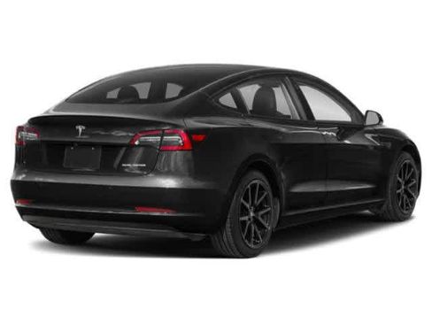 Used 2022 Tesla Model 3 RWD image 2