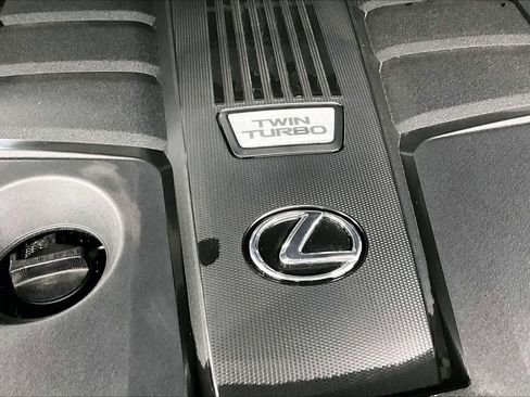 Used 2024 Lexus GX 550 image 32