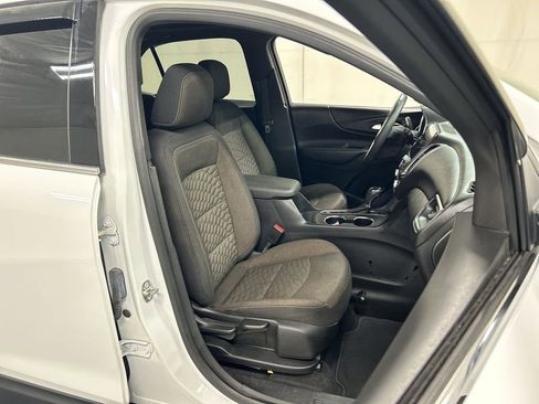 Used 2018 Chevrolet Equinox LT w/ Sun & Infotainment Package image 23