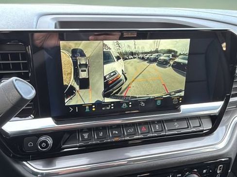 Used 2024 Chevrolet Silverado 2500 High Country w/ High Country Premium Package image 26