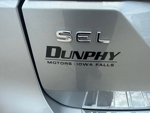 Used 2024 Volkswagen Atlas SEL Premium R-Line AWD/4WD image 14