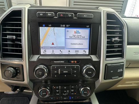 Used 2019 Ford F250 Lariat w/ Lariat Value Package AWD/4WD image 22
