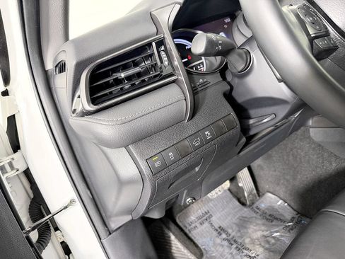 Used 2023 Toyota Camry XSE w/ Protection Package (Q2) (TMS) FWD image 28
