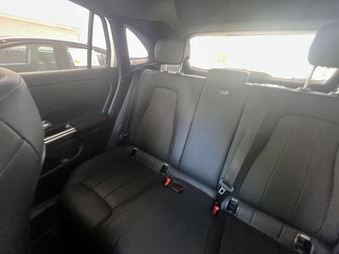 Used 2025 Mercedes-Benz GLA 250 image 40
