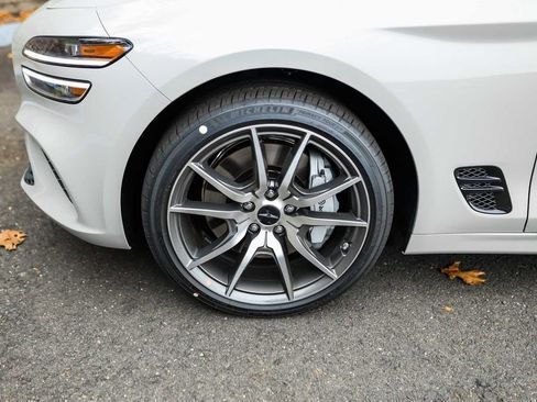 New 2026 Genesis G70 2.5T image 7