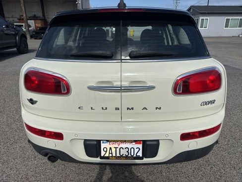 Used 2017 MINI Cooper Clubman FWD image 6