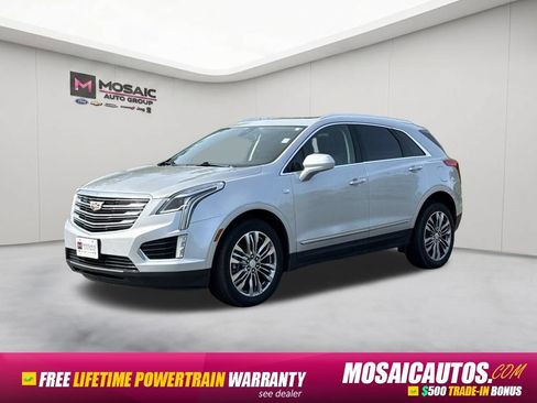 Used 2017 Cadillac XT5 Premium Luxury AWD/4WD image 3