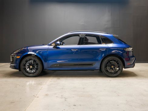 Certified 2023 Porsche Macan GTS AWD/4WD image 2