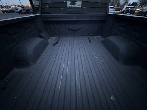 Used 2022 Chevrolet Silverado 1500 LTZ w/ LTZ Premium Package image 20