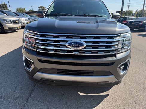 Used 2019 Ford Expedition Max Limited RWD image 45