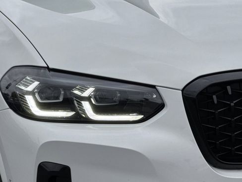 Used 2024 BMW X4 xDrive30i w/ Premium Package image 10