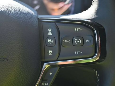 New 2027 RAM 2500 Limited AWD/4WD image 24