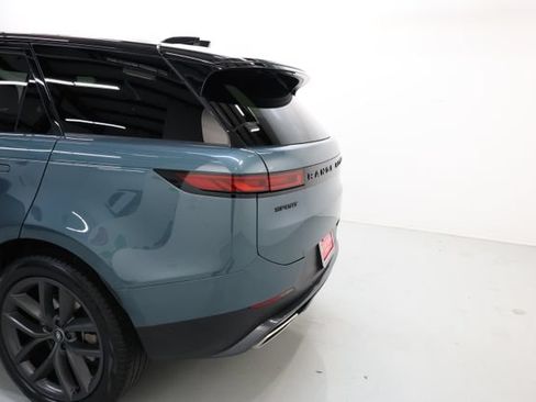 Used 2024 Land Rover Range Rover Sport SE AWD/4WD image 56
