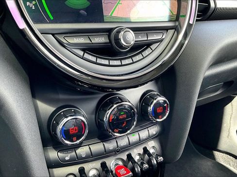 Used 2019 MINI Cooper S image 14