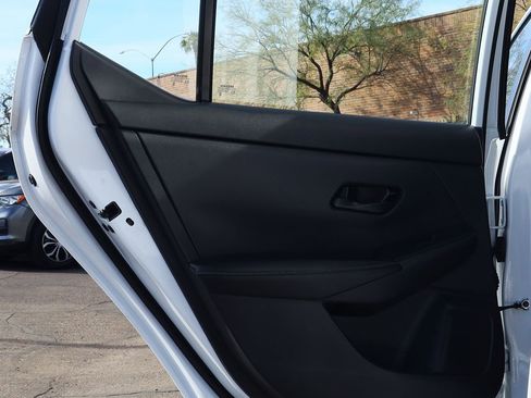 Used 2025 Nissan Sentra SV image 29