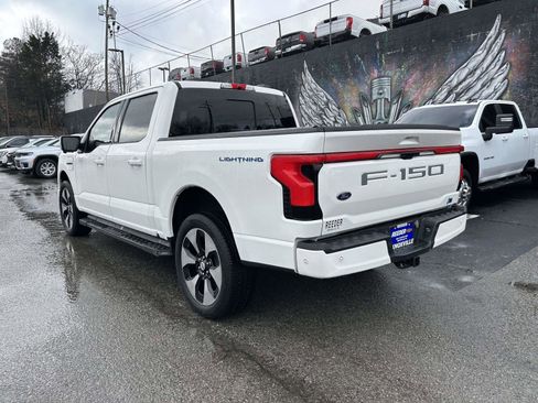 Used 2023 Ford F150 Lightning Platinum image 5