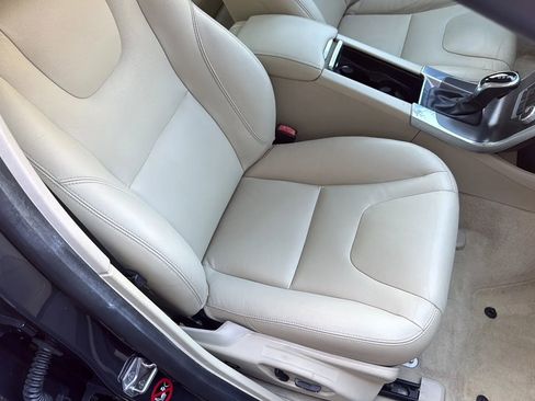 Used 2015 Volvo S60 T5 Premier image 18