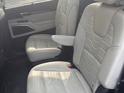 Used 2020 Kia Telluride SX w/ SX Prestige Package AWD/4WD image 7