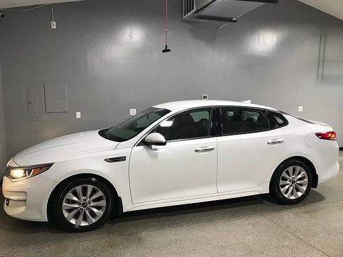 Used 2016 Kia Optima EX FWD image 7