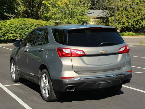 Used 2018 Chevrolet Equinox LT AWD/4WD image 5