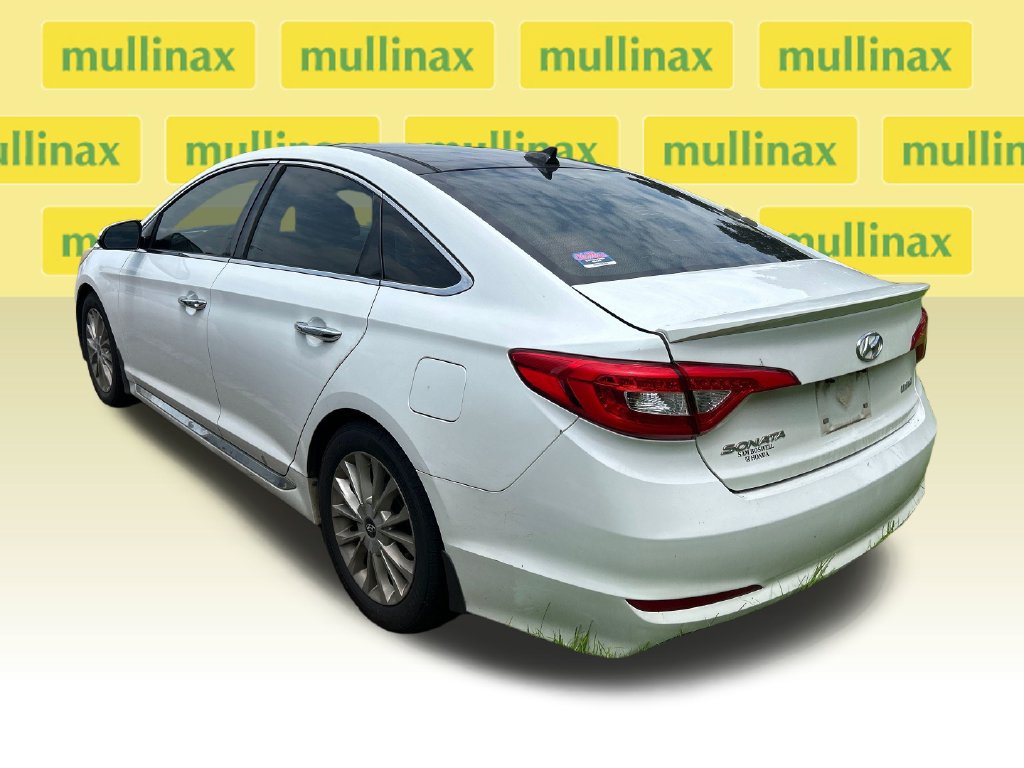 Used 2015 Hyundai Sonata Limited w/ Option Group 05 FWD image 4