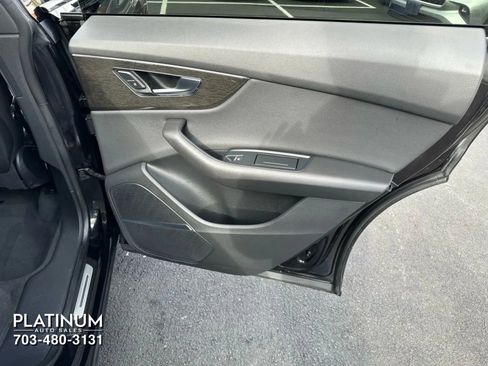Used 2020 Audi Q8 Premium Plus w/ Premium Plus Package image 16