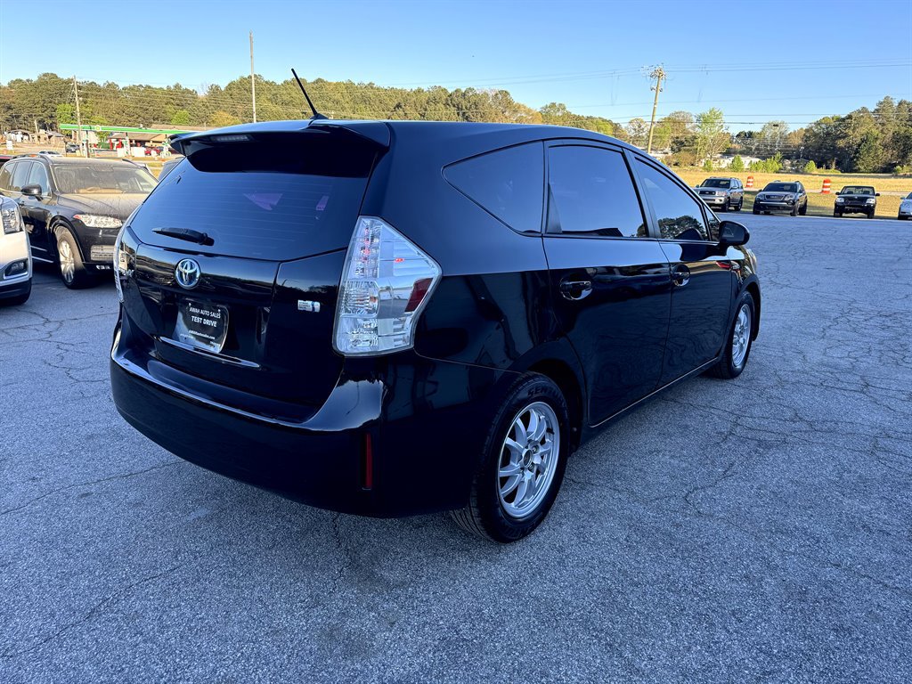Used 2012 Toyota Prius V Two FWD image 8