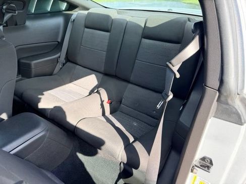 Used 2008 Ford Mustang Coupe RWD image 9