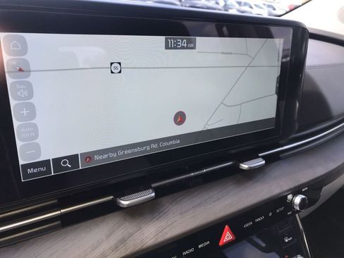 Used 2024 Kia Carnival SX FWD image 18