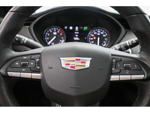 Used 2023 Cadillac XT4 Sport AWD/4WD image 38