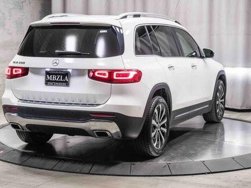 Certified 2022 Mercedes-Benz GLB 250 image 4