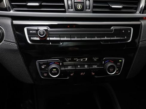 Used 2021 BMW X1 xDrive28i w/ Convenience Package AWD/4WD image 11