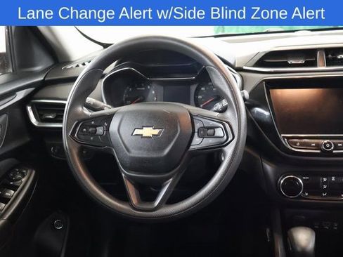 Used 2022 Chevrolet TrailBlazer LT w/ Sun and Liftgate Package AWD/4WD image 15