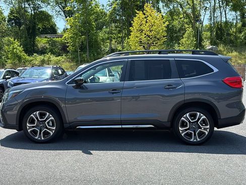 Used 2024 Subaru Ascent Limited AWD/4WD image 4