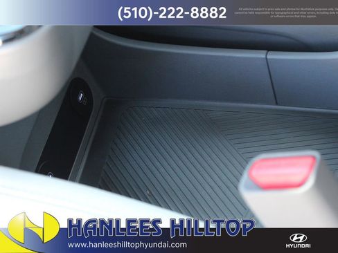 Used 2025 Hyundai Ioniq 5 Limited image 15