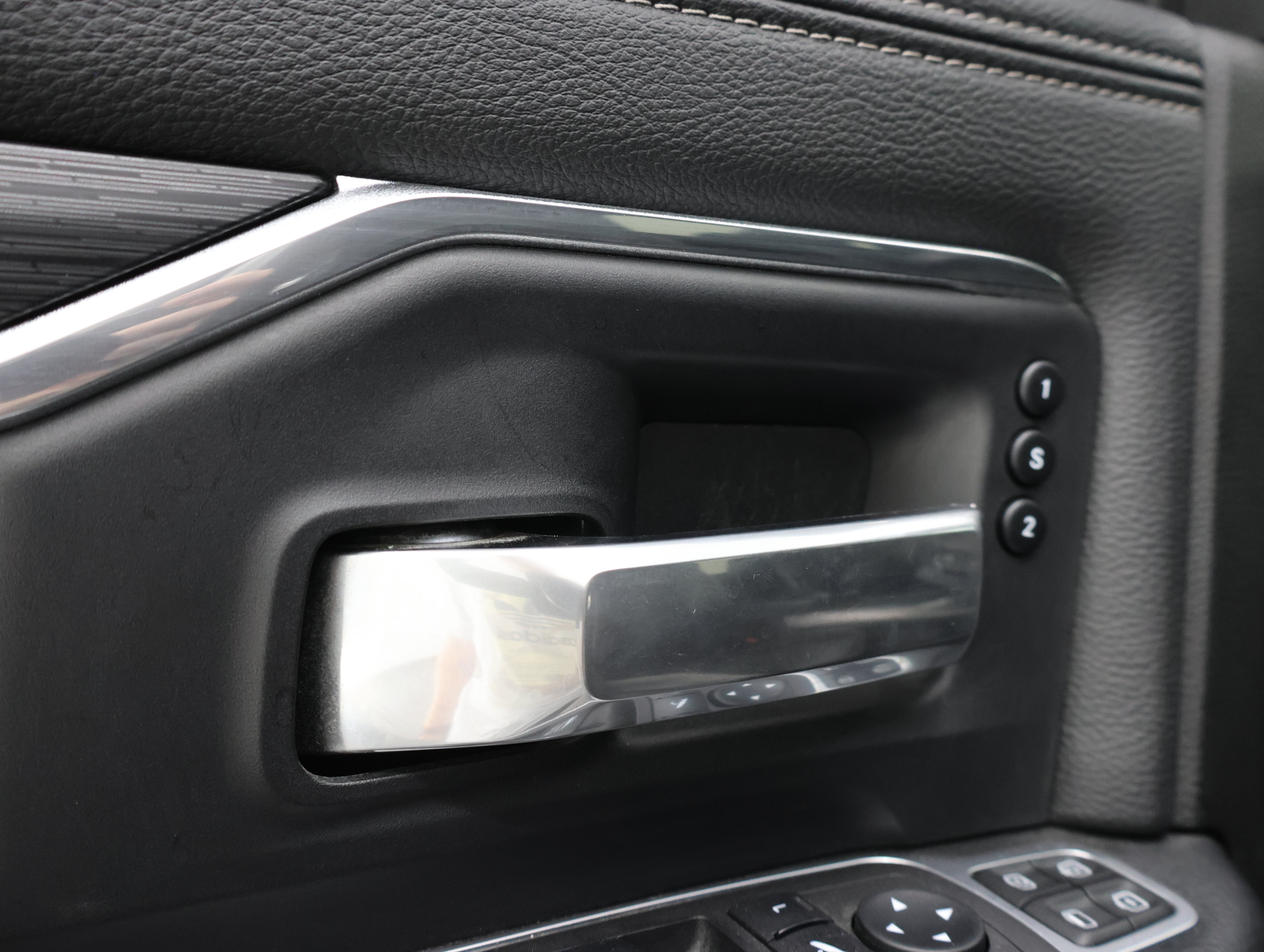 Used 2023 RAM 3500 Laramie AWD/4WD image 41
