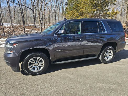 Used 2018 Chevrolet Tahoe LT image 11
