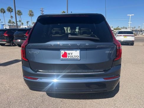 New 2026 Volvo XC90 B6 Plus w/ Protection Package Premier image 5