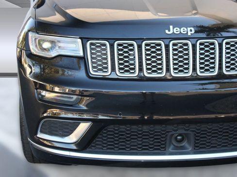 Used 2018 Jeep Grand Cherokee Summit w/ Platinum Series Group image 11