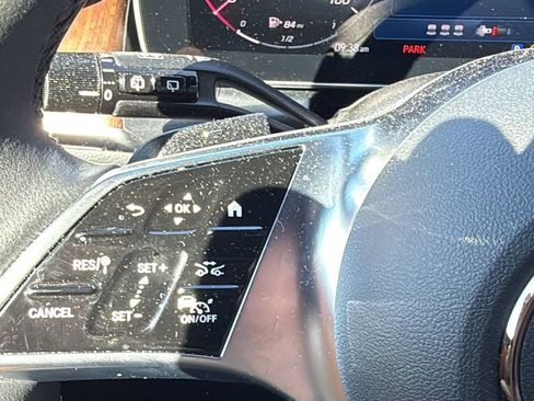 Certified 2025 Mercedes-Benz GLC 300 image 23