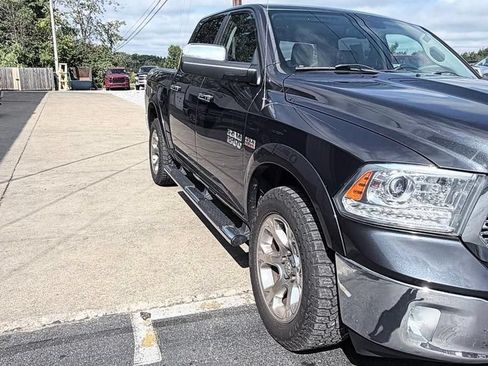 Used 2016 RAM 1500 Laramie w/ Convenience Group AWD/4WD image 2