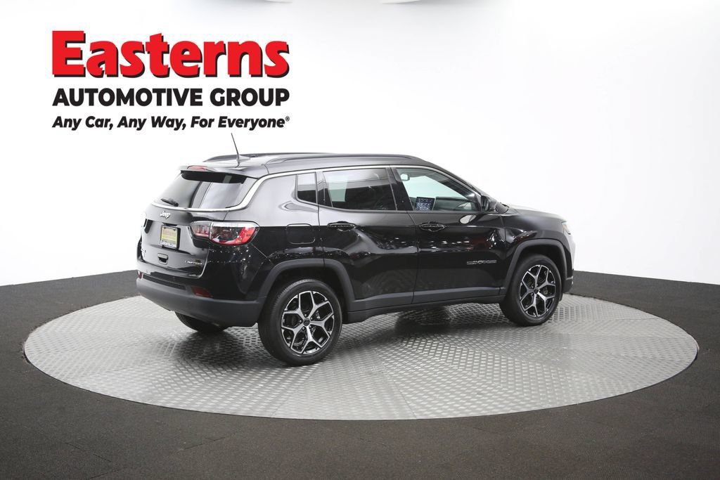 Used 2025 Jeep Compass Limited AWD/4WD image 41