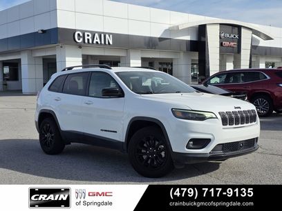 Used 2023 Jeep Cherokee Altitude Lux
