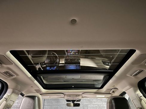 Used 2024 Lincoln Navigator Reserve image 4